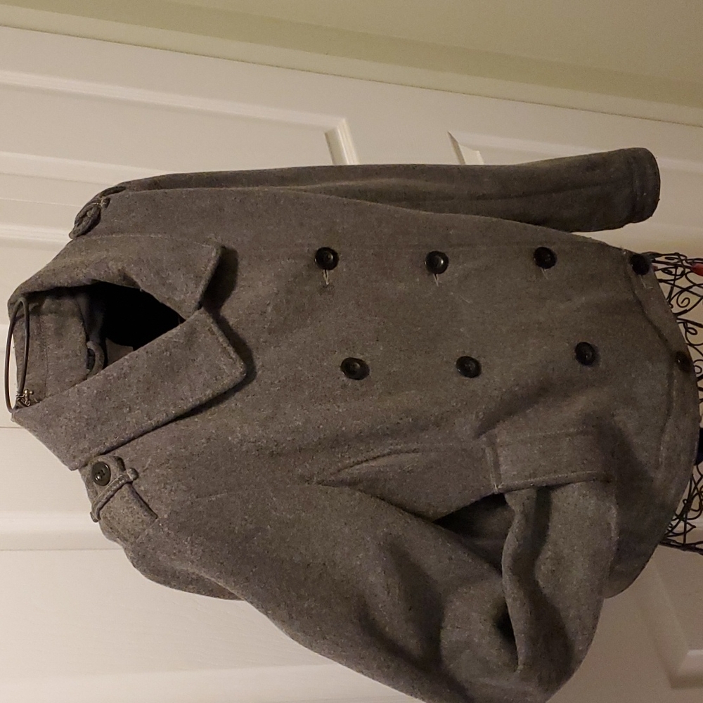 Grey winter jacket - Picture 3 of 5